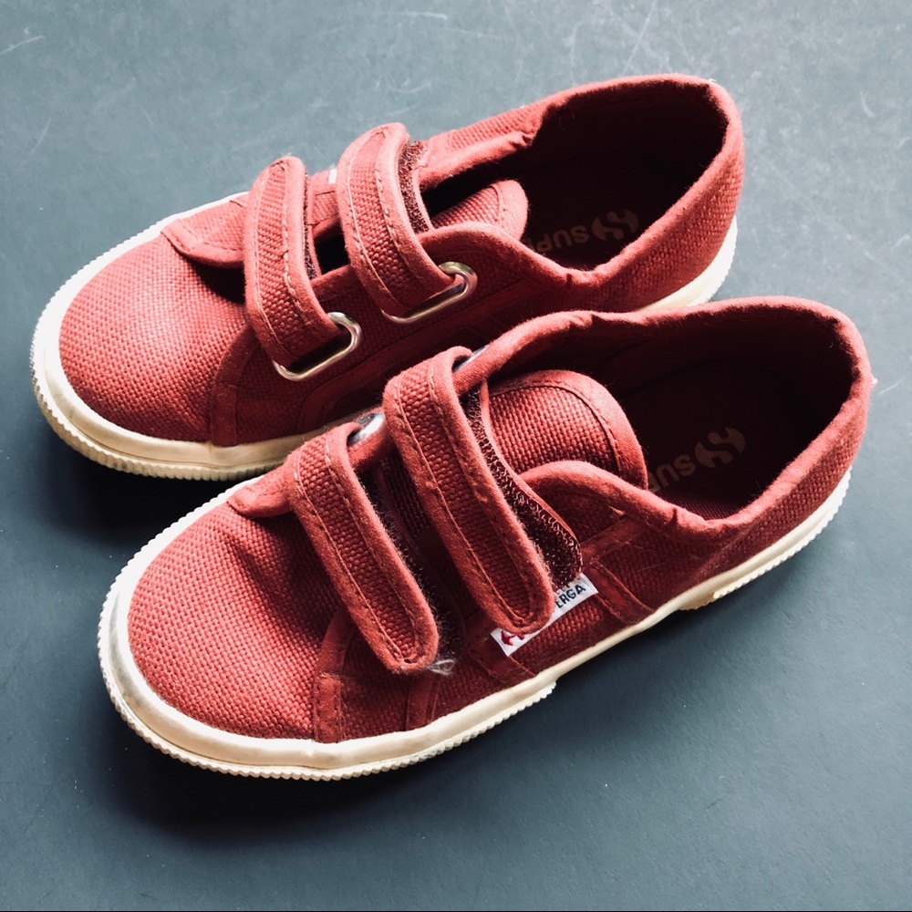 Superga Little Kid Classic Tennies
